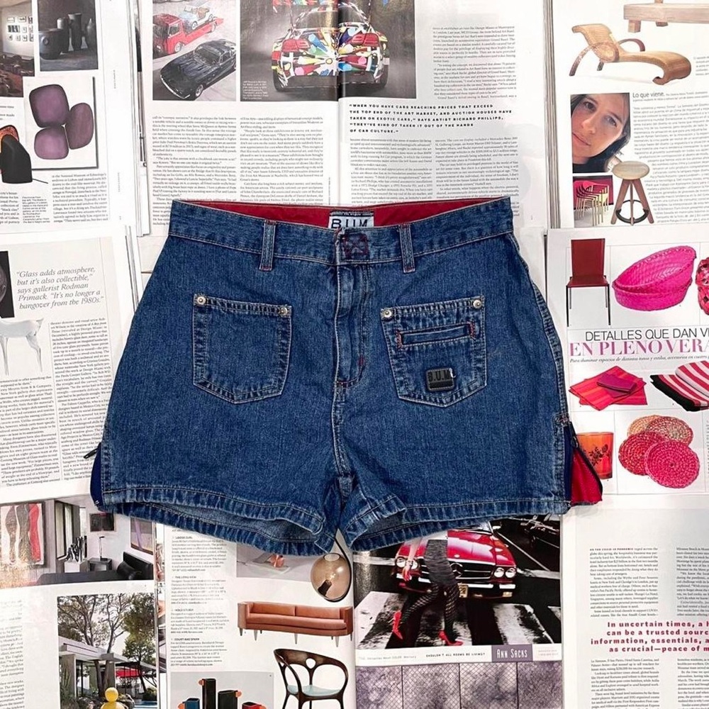 B.U.M Equipment medium wash cargo denim shorts size 27